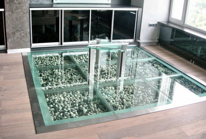 Пол из стекла